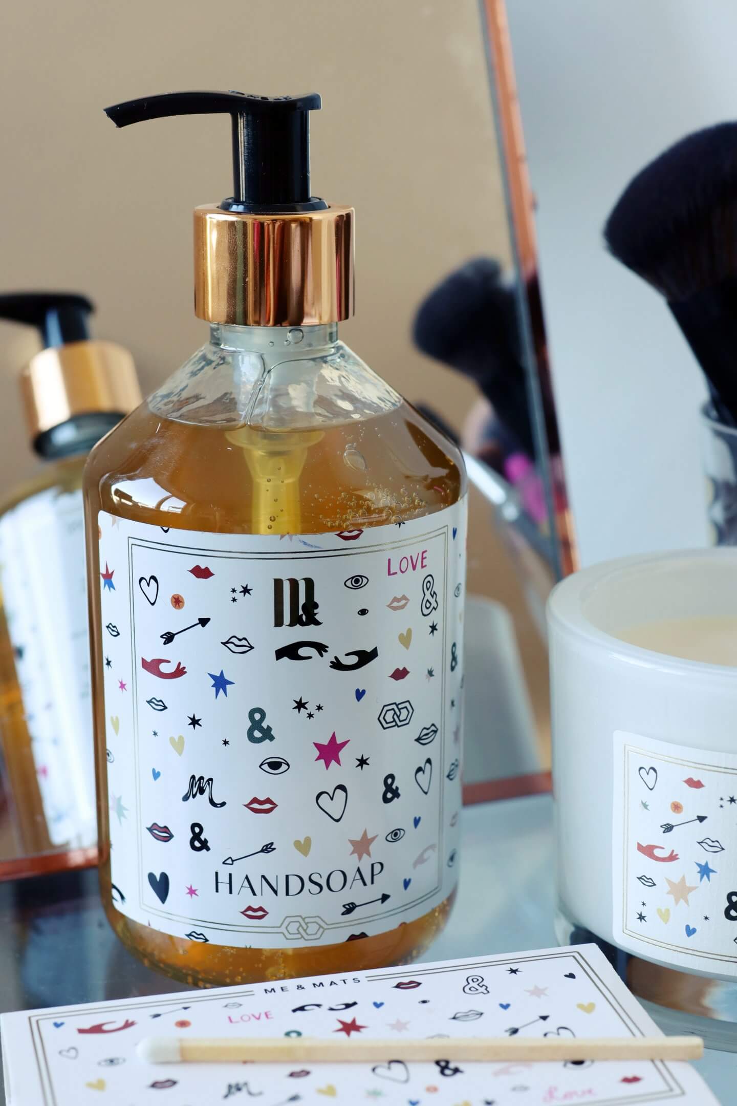 Me & Matts vegan gifts: handsoap, scented candle and matches