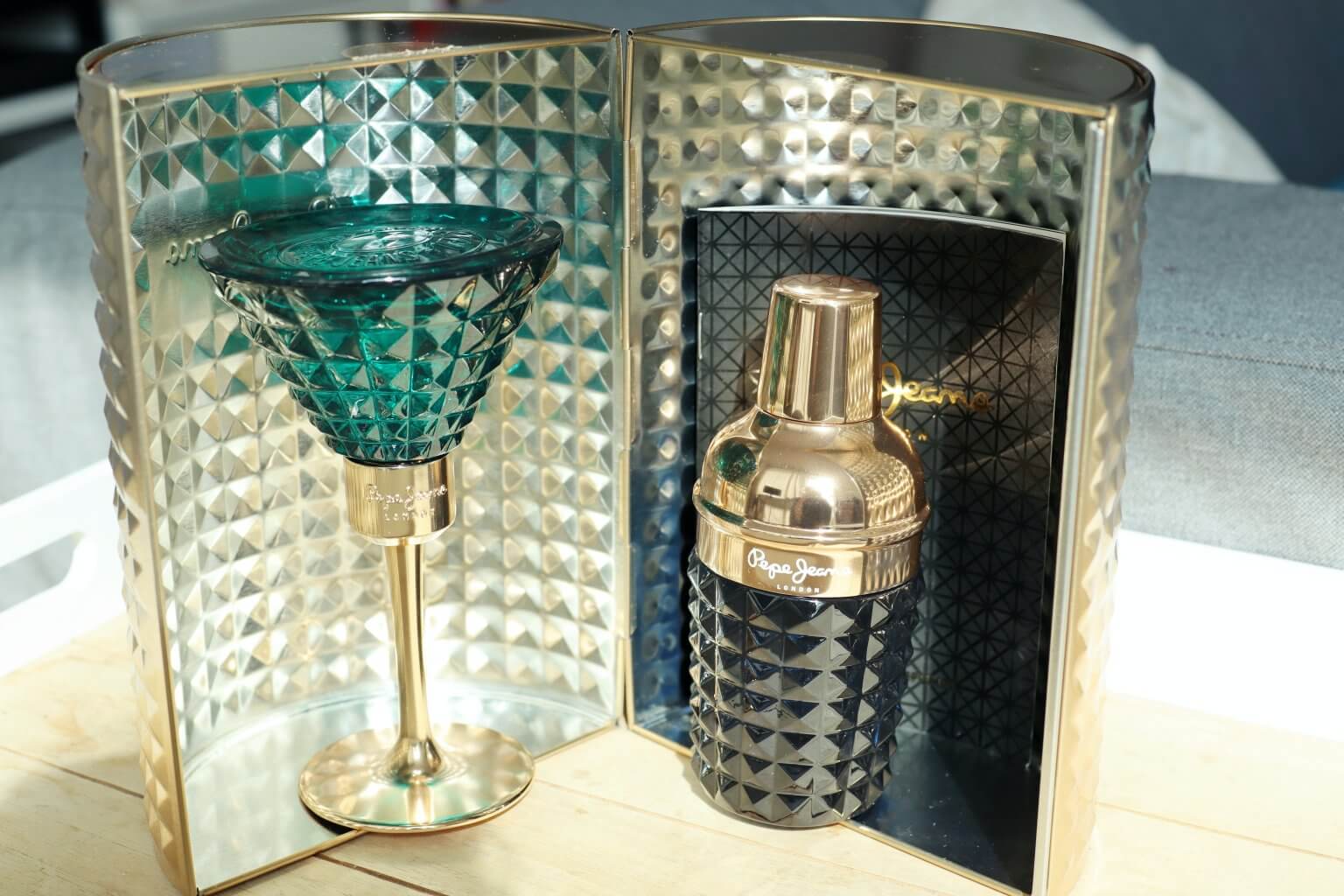 Celebrate with the NEW Pepe Jeans fragrance Actually Anna by Annaleid Bakker Transformation